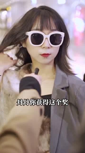 娱乐圈最新最可靠爆料,重磅明星恋情曝光，真相令人震惊！  第1张